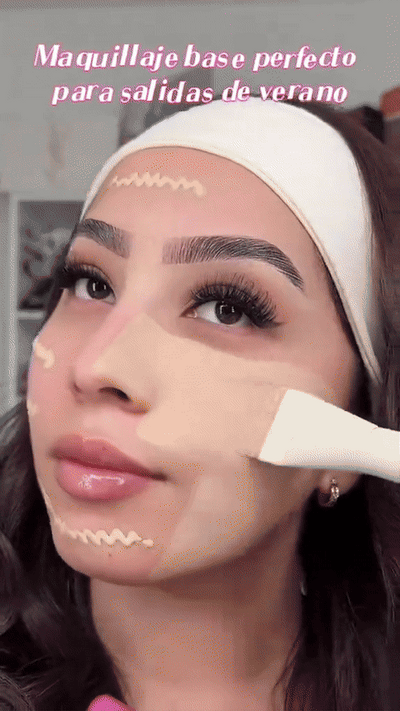 Base de maquillaje líquida mate con protector solar — video-producto