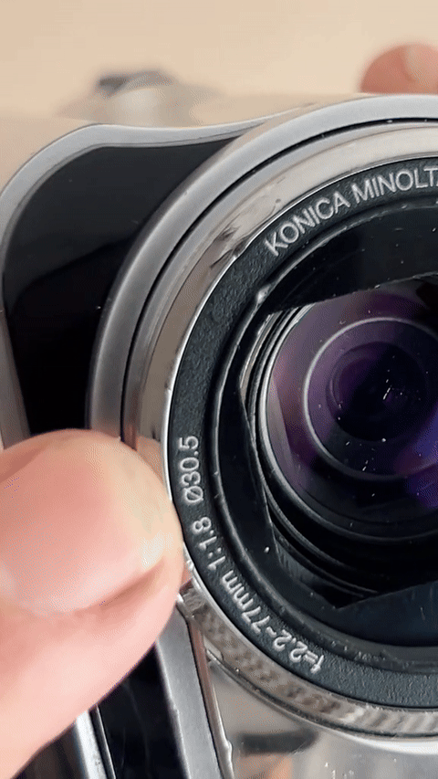 Mini cámara digital portátil para llavero con video 1080P y pantalla LED — video-producto