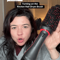 Cepillo alisador térmico iónico para cabello — video-producto